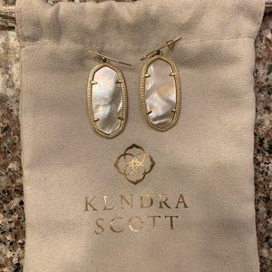 Gorgeous Kendra Scott earrings